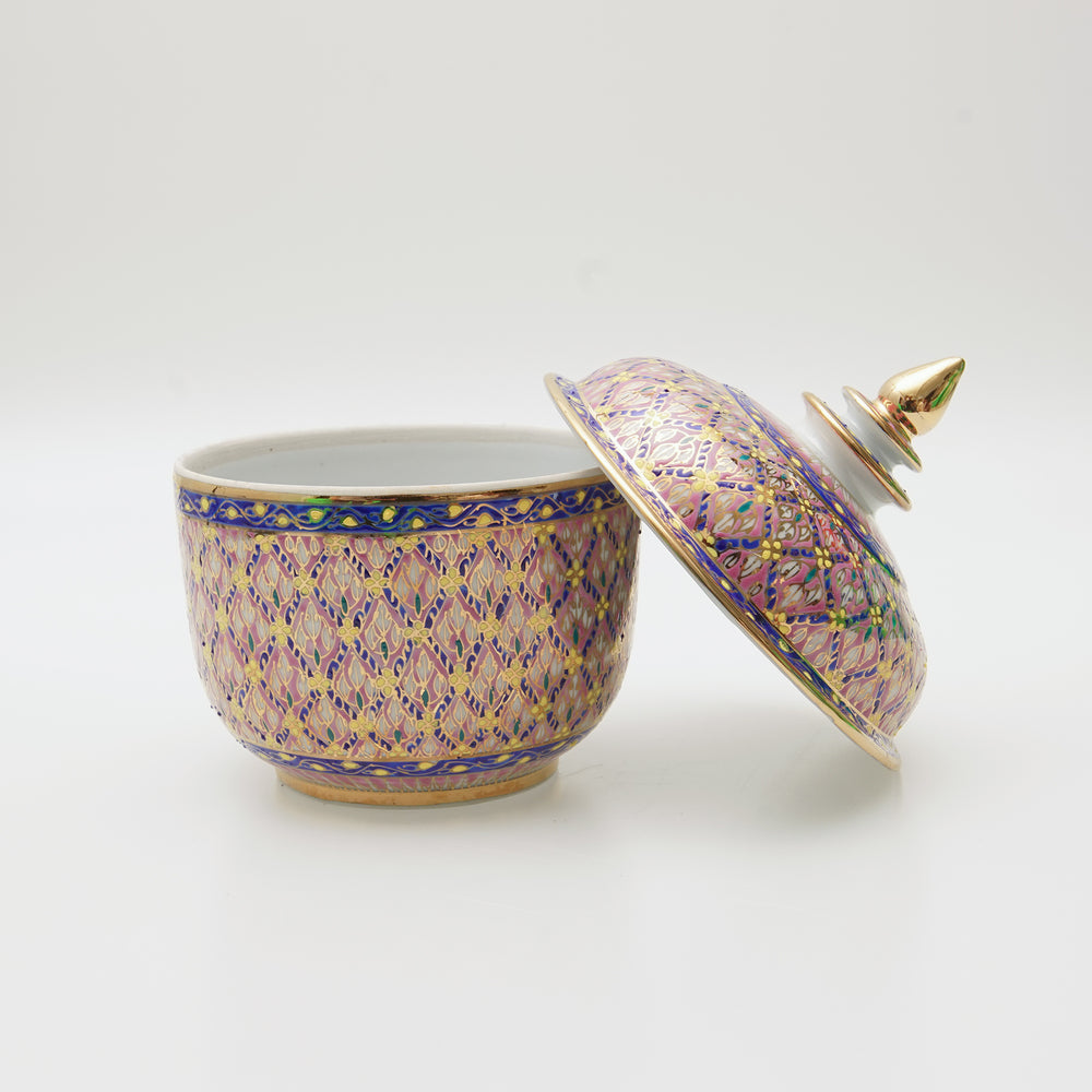 Stunning Classic Style Hand-painted  bowls
