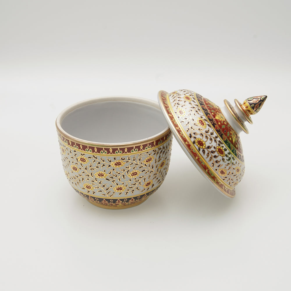 Stunning Classic Style Hand-painted  bowls