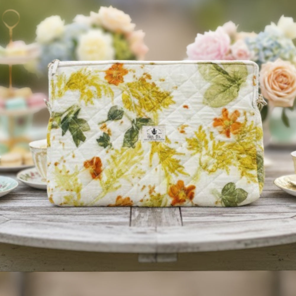 Garten: Eco Print Fabric Laptop Bag