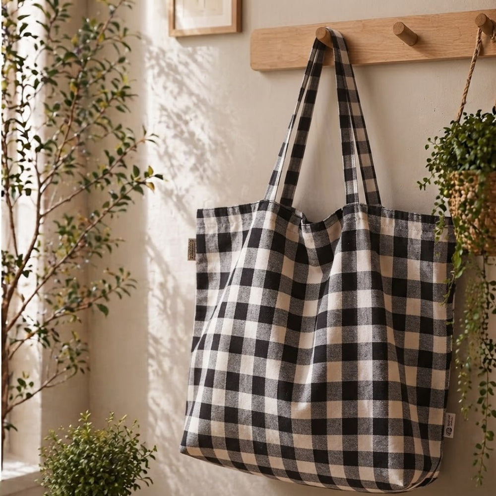 MyinGyan Tote Bag