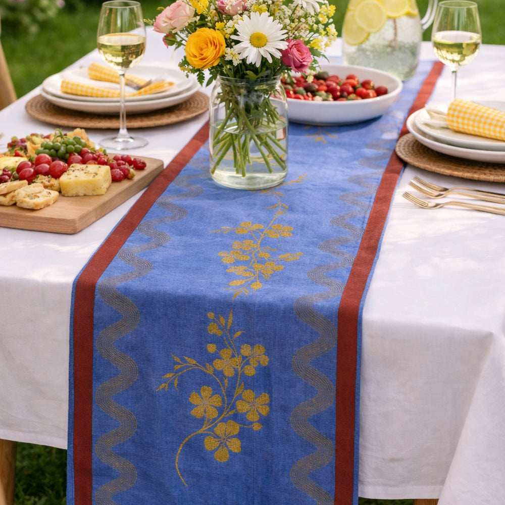 Garten: Myanmar Cheik & Flower Design Table Runner