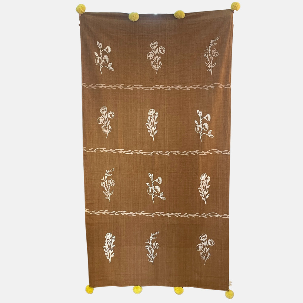 Aura Bloom Cotton Throw (Brown Edition)
