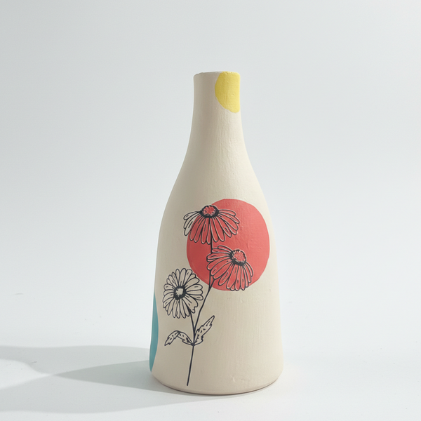 Hnin Si: Cream Bloom