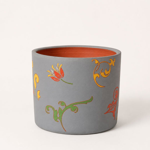 Aura Grey Tharaphi Pot (3)