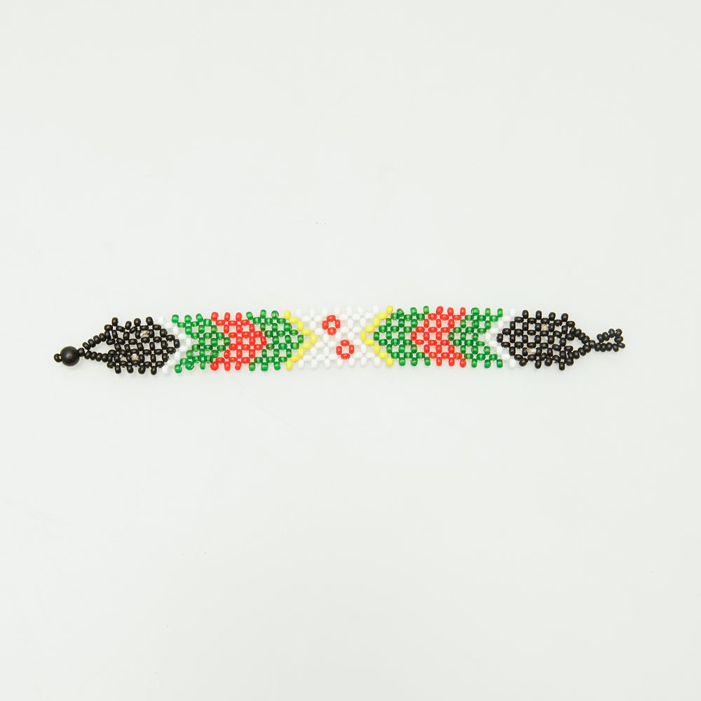 Bracelet with chin traditional design