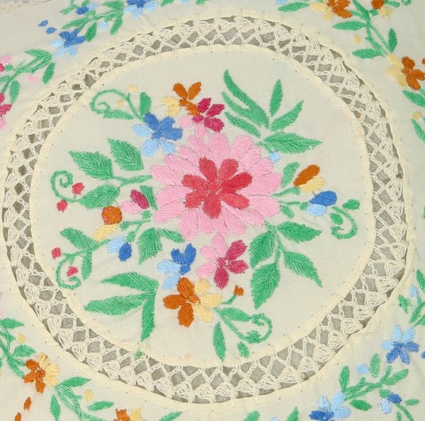 Hand Embroidery Cushion Cover with Floral Pattern