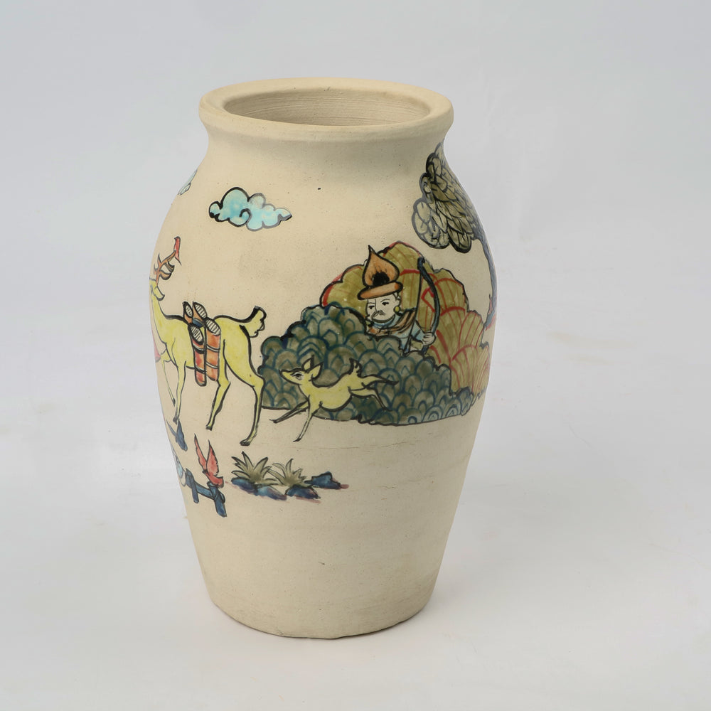 Stunning Classic Style Hand-painted  pot