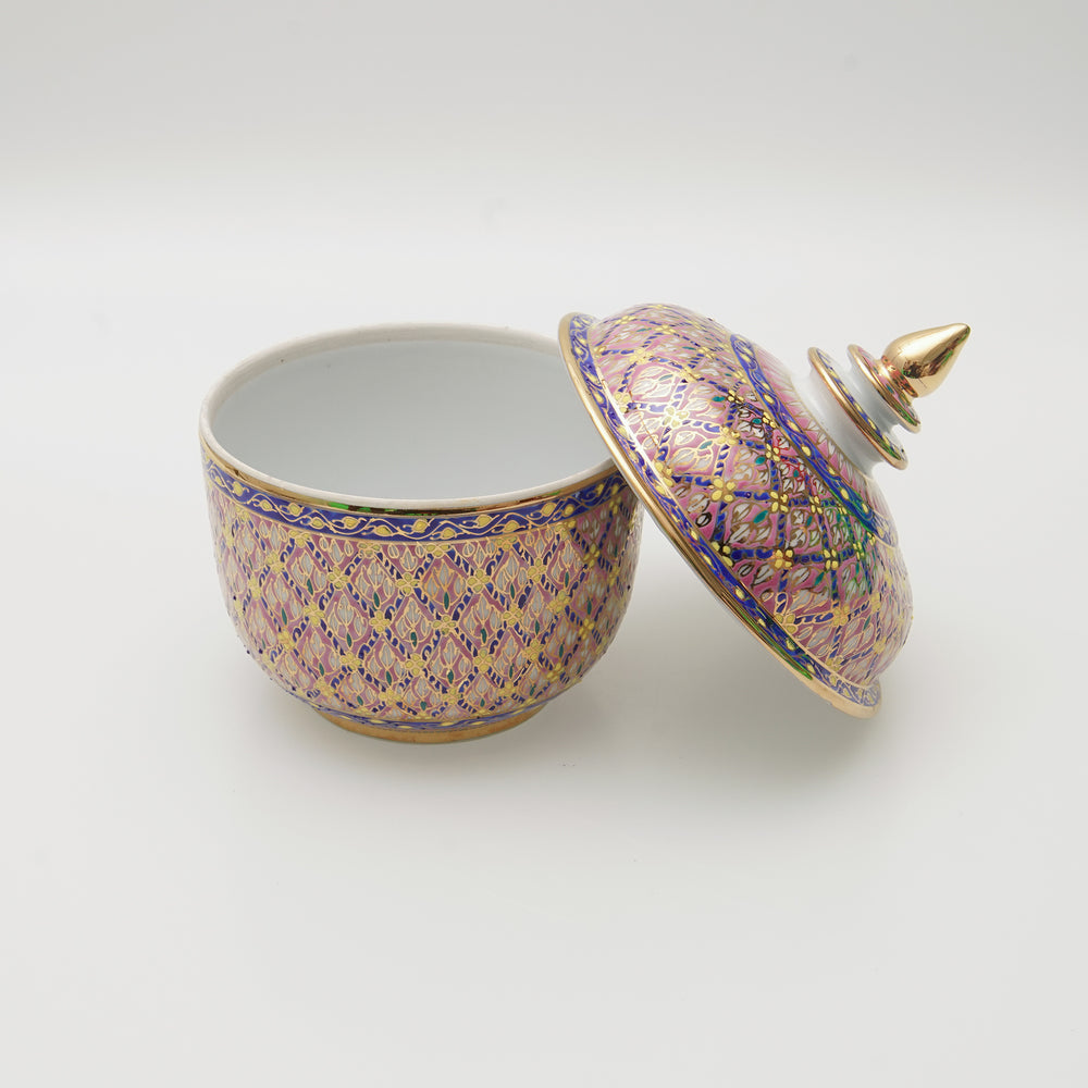 Stunning Classic Style Hand-painted  bowls